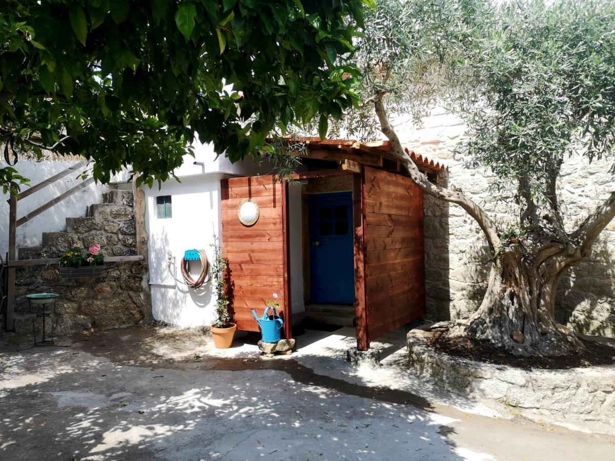 Casa Do Guardado Villa มอนซานโต ภายนอก รูปภาพ