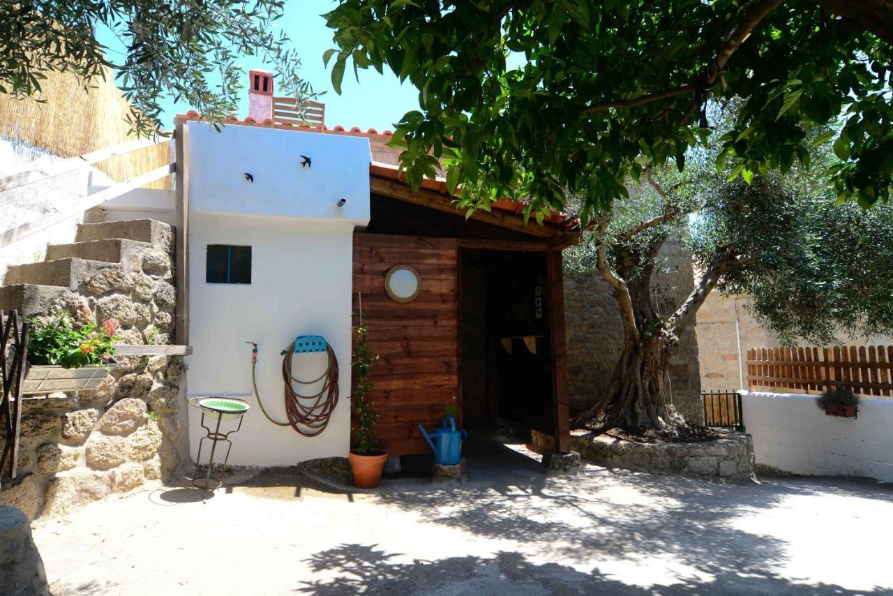 Casa Do Guardado Villa มอนซานโต ภายนอก รูปภาพ