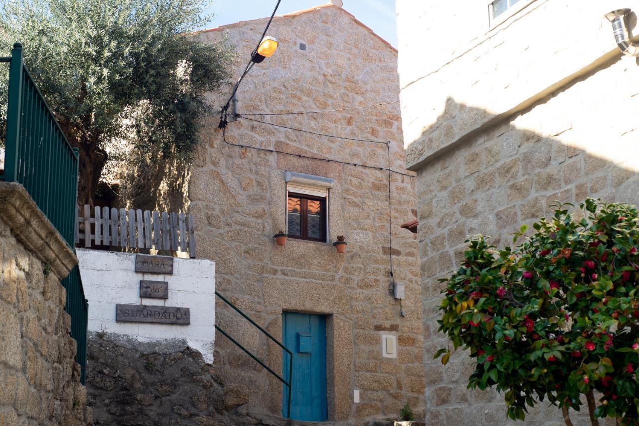 Casa Do Guardado Villa มอนซานโต ภายนอก รูปภาพ